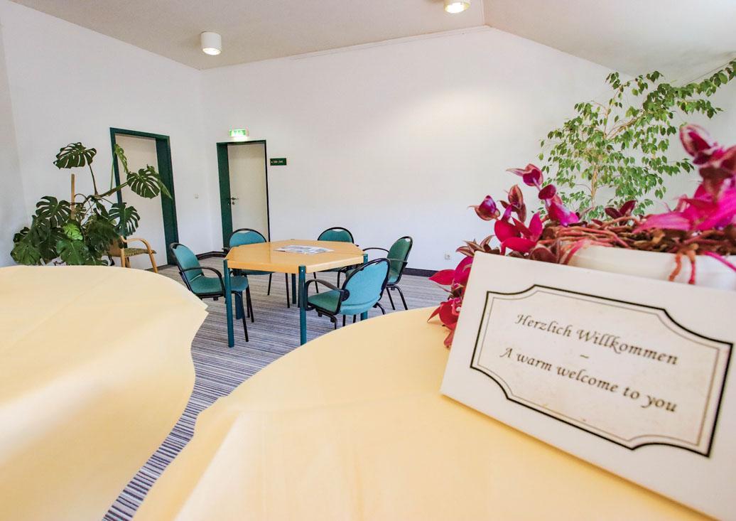 Hotel Astor Altenburg Bagian luar foto